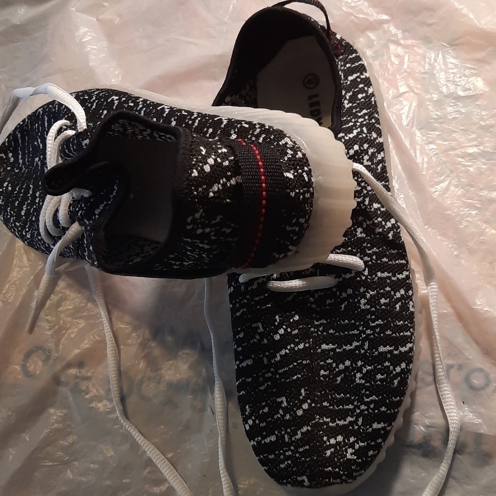LEDWALK  Athletic Walker Sneakers 👟